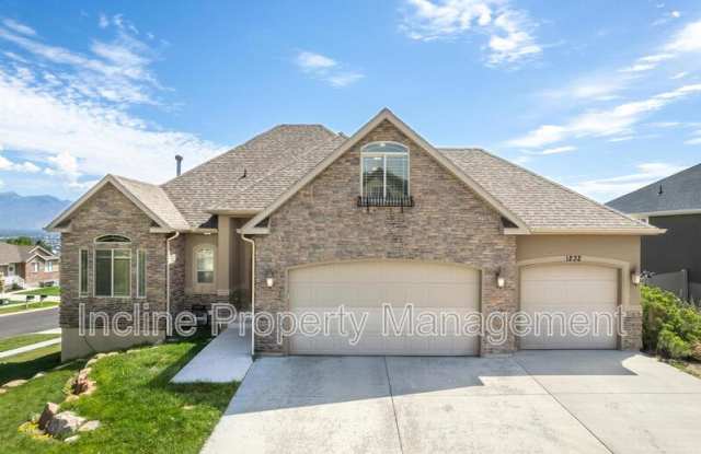 1232 S Regal View Dr - 1232 Regal View Drive, Saratoga Springs, UT 84045
