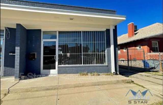 1909 Yandell Drive photos photos