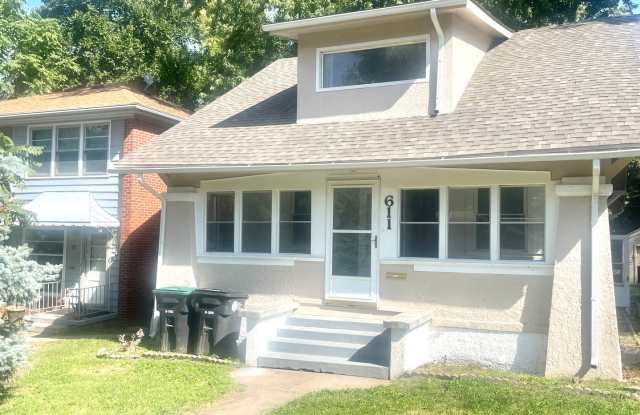 Spacious 4-bedroom, 2-bathroom home o photos photos