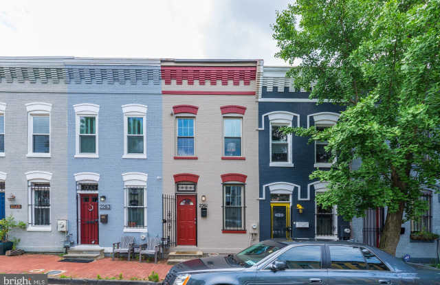 2261 12TH PLACE NW Gallery 2