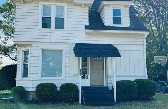 481 Longmere Drive photos photos