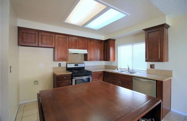 18433 Seadler Drive Gallery 4