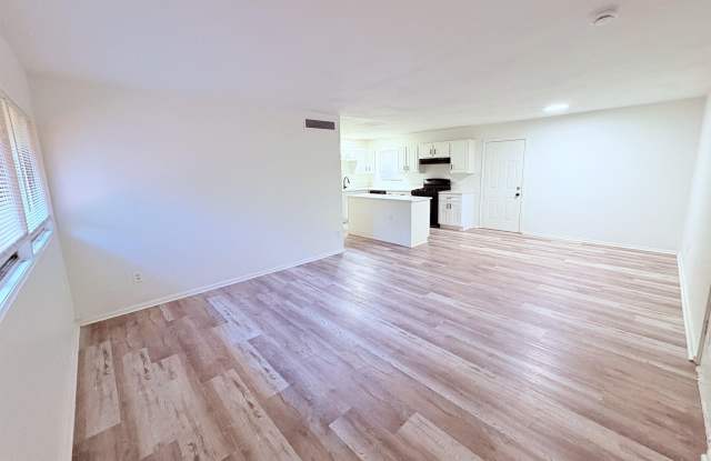 76 S Meadowcliff Drive Gallery 3