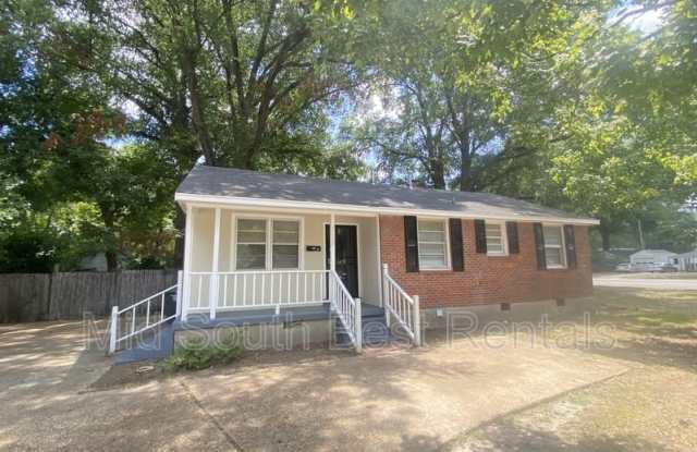 1100 Stratford photos photos