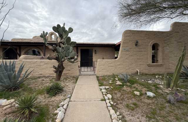 5213 N Tigua Dr photos photos