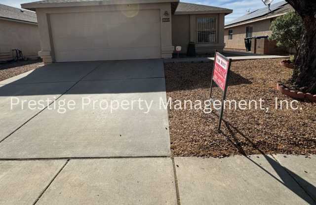 Cozy East Side Home W/ a Den photos photos