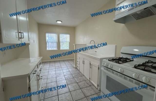 2369 Eucalyptus Avenue photos photos