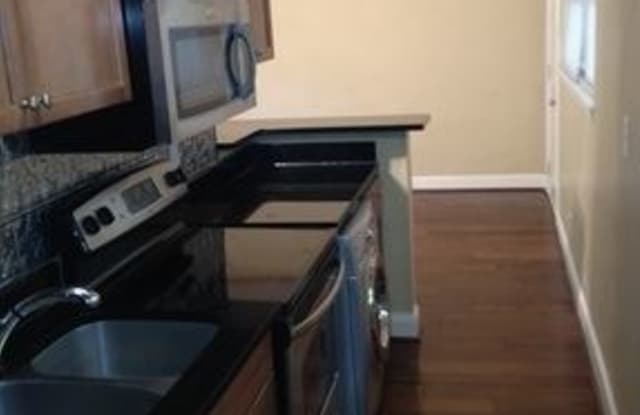897 N Highland Ave NE Unit B-2 - 897 N Highland Ave NE, Atlanta, GA 30306
