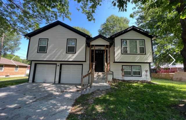 COMING SOON! Beautiful Home in Raytown! photos photos