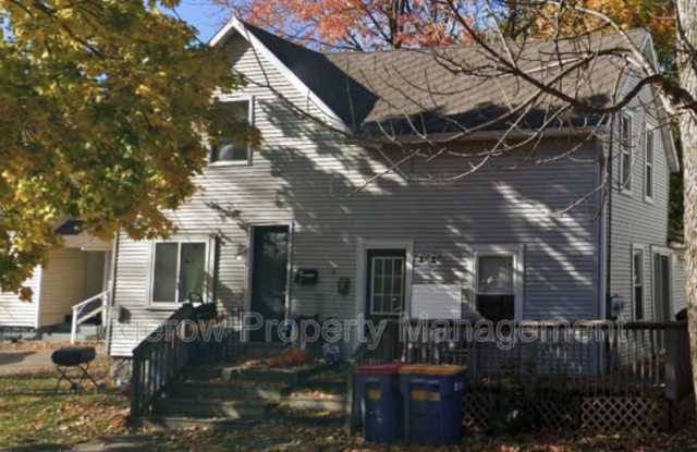 1009 Quarry Ave NW photos photos