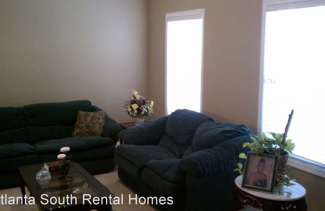 2265 Village Green Drive Gallery 4