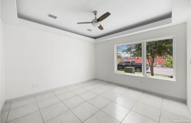 2404 Harmony Lane Gallery 4