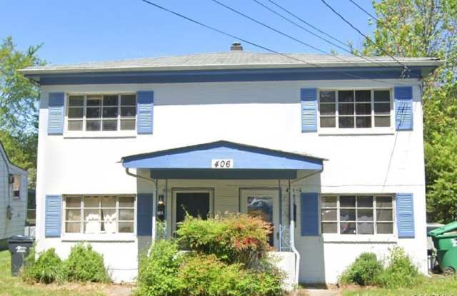 406 Bradsher Avenue - 406 Bradsher Avenue, Colonial Heights, VA 23834