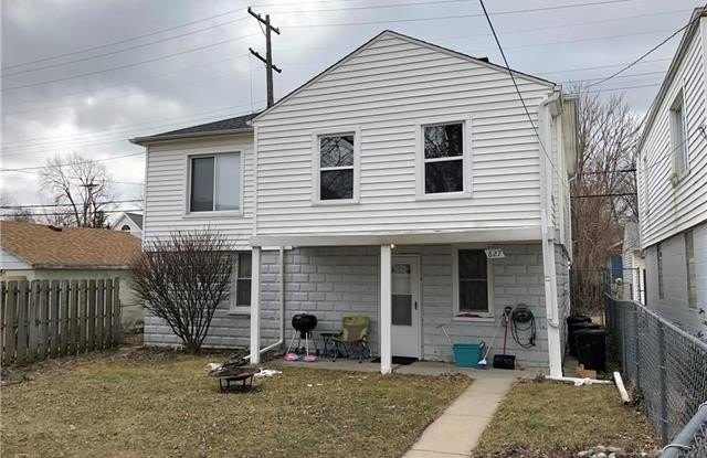 627 ELM Street photos photos