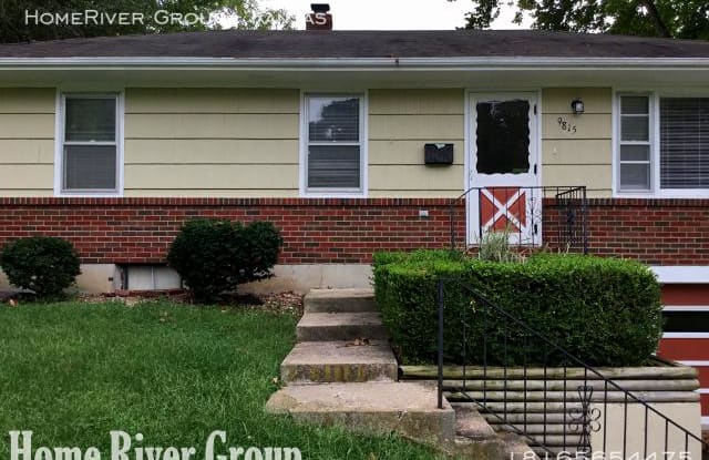 9815 E 35th Terr S - 9815 East 35th Terrace South, Independence, MO 64052