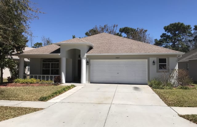 15807 Leatherleaf Ln photos photos