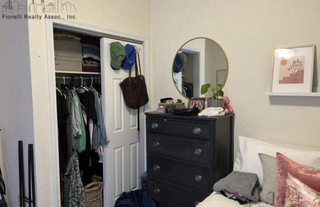 137 Endicott St. - 137 Endicott Street, Boston, MA 02113