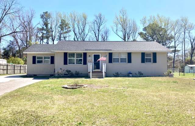 3 Bedroom Home with a Bonus in Northwoods photos photos