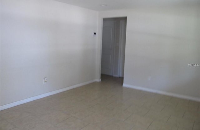 6871 83RD AVENUE N Gallery 3