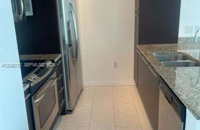 951 Brickell Ave cu-2803, Miami, FL 33131 Gallery 1