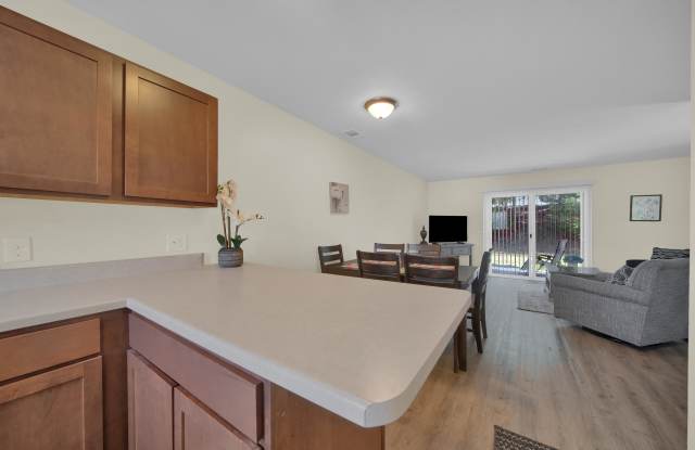 3844 Vale Drive Gallery 2