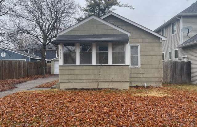Charming 2 Bedroom Home - Move in Ready photos photos