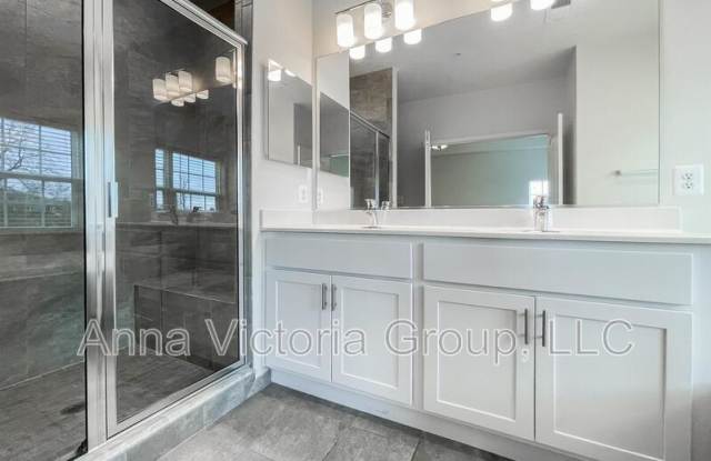 15501 Newtonmore Lane photos photos