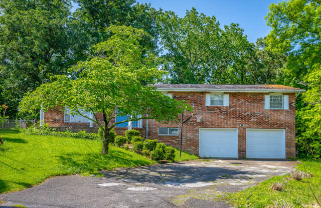 12 Sandra Dr photos photos