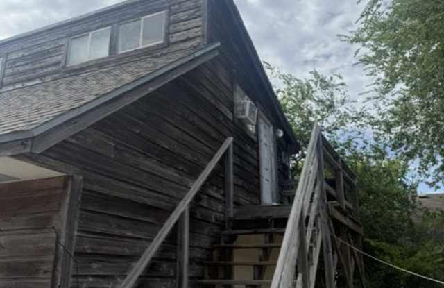 1335 6th Street - C Gallery 1