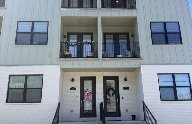 707 North Whitham Avenue - 1 photos photos