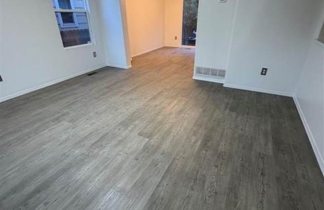 4993 Hawk Meadow Drive Gallery 4
