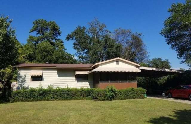 3744 Greenway Place photos photos