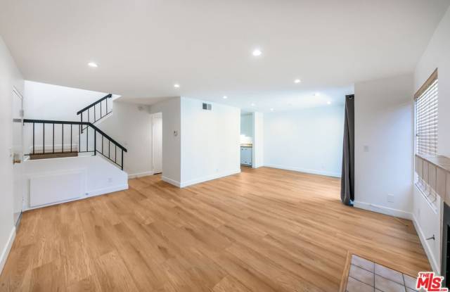 22135 Burbank Blvd photos photos 22135 Burbank Blvd photos photos