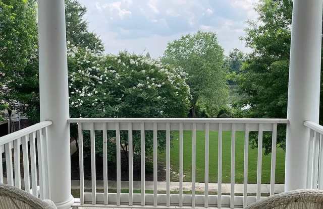 2 Bed, 2 Bath Apartment on the River - Furnhsied Rental photos photos