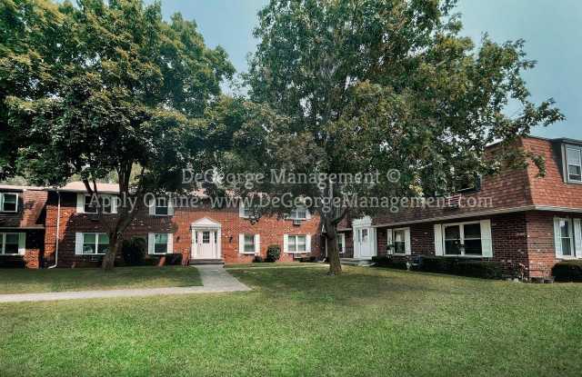 Georgetown Manor Apartments for Rent in West Irondequoit, NY Gallery 1