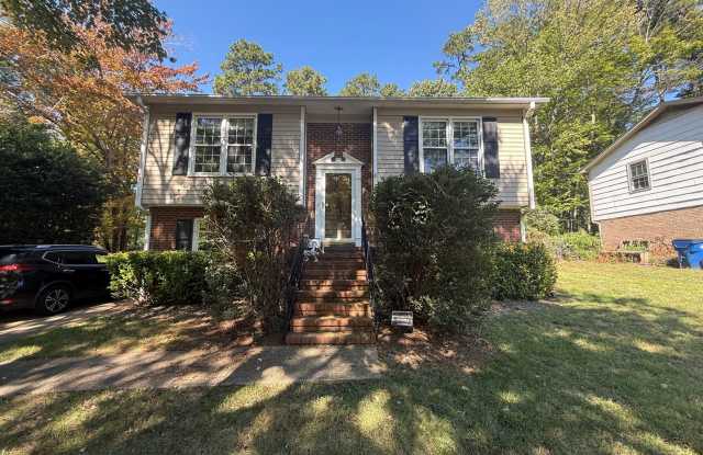 Updated 3BD, 2BA North Raleigh Home with a Large Yard in a Prime Location Near North Hills Gallery 1