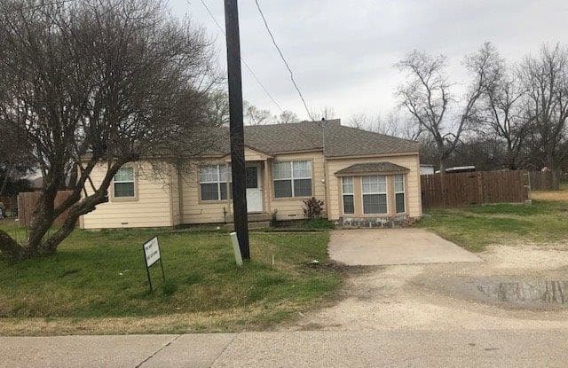 511 Elm Street - 511 Elm Street, Forney, TX 75126