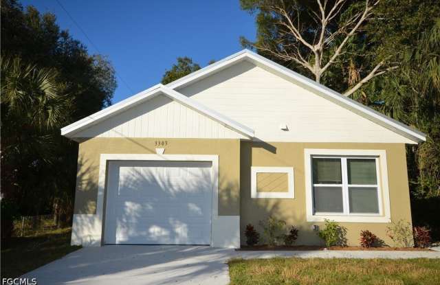3303 Armstrong Court photos photos