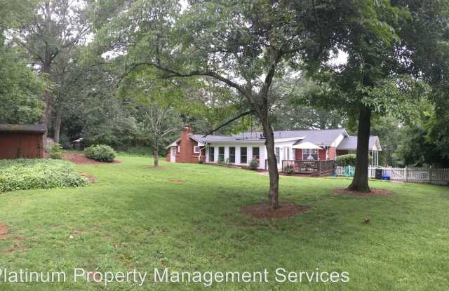 1395 Oconee Pass Ne Gallery 2