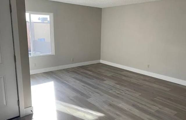 1501 Living Desert Drive #D, Las Vegas, NV 89119 photos photos
