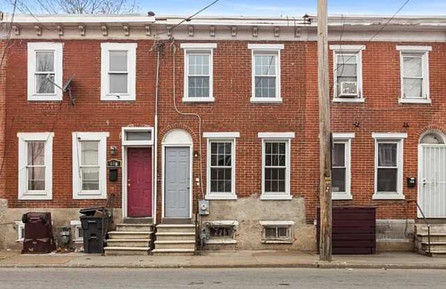 843 N Spruce St - 843 North Spruce Street, Wilmington, DE 19801