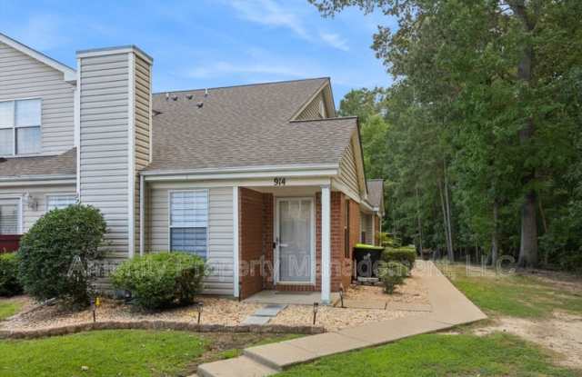 914 Pine Mill Court photos photos
