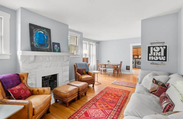 Walk to Hillsboro Village – 24th Ave S Gem! photos photos Walk to Hillsboro Village – 24th Ave S Gem! photos photos