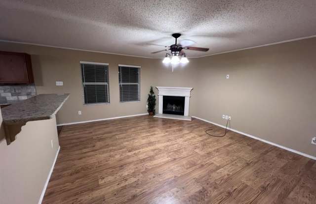 6825 Meadow Way Lane Gallery 3