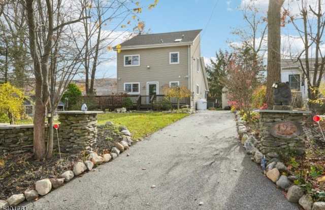 197 Point Breeze Dr photos photos