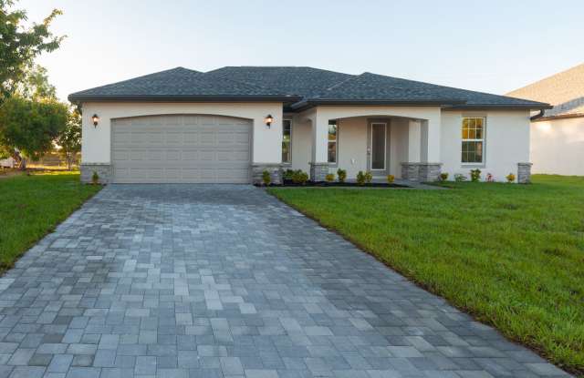 916 Sw 24th St photos photos