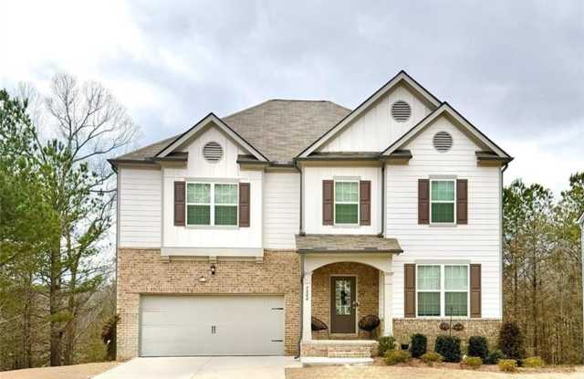 7566 Jennadee Drive Gallery 1