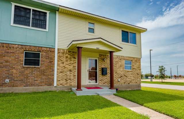 1202 Montana Street - 1202 Montana Street, La Porte, TX 77571