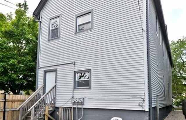 1701 North Maplewood Ave. Gallery 2