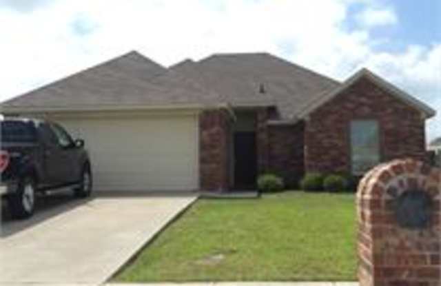 11604 Laney - 11604 Laney Drive, Greenville, TX 75402